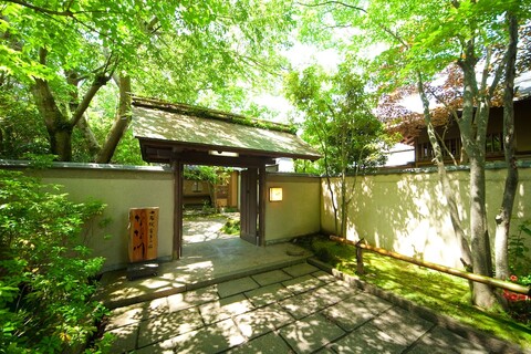 유후인 구츠로니 노 야도 나나카와