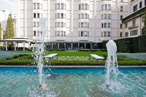 그랜드 비스콘티 팰리스