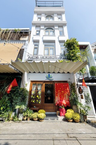 Flower Beachstay & Coffee