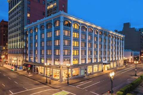 더 하이로우, 오토그래프 컬렉션