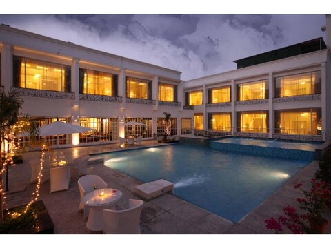 Fairley’s Hotels and Resorts