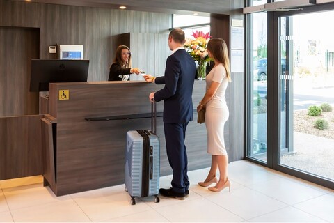 호텔 로이 솔레일 프레스티지 플레지르 - 세인트 쿠엔틴