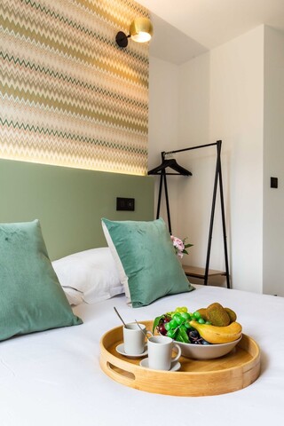 레지던스 파리 샤를