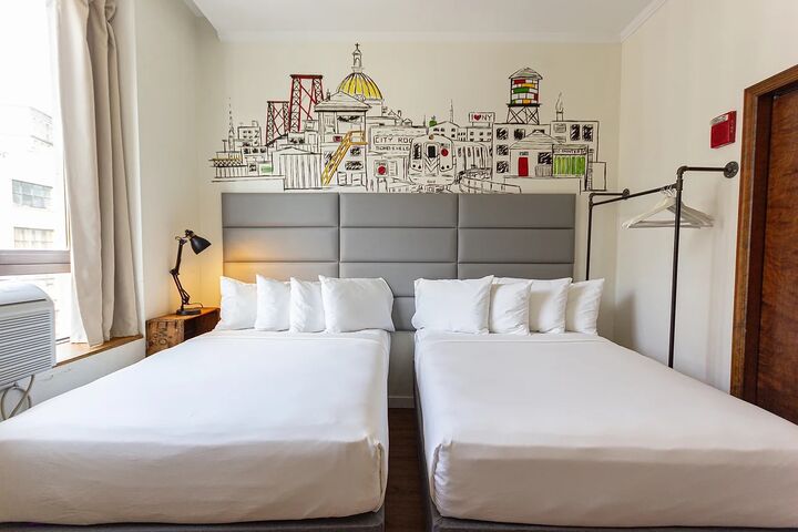 room detail thumbnail 2