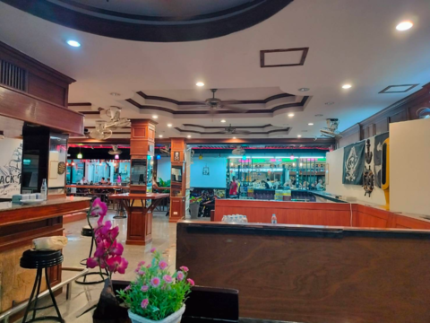 푸켓 스위트 호텔