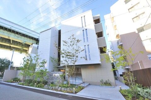 라쿠텐스테이×샤메종 오사카 데키지마 스테이션