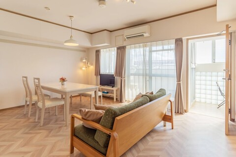 유니버설 베이 콘도미니엄