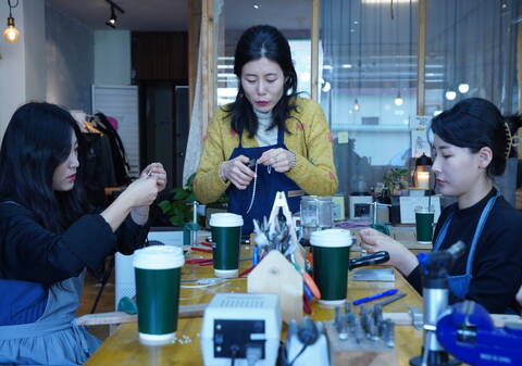 product-thumbnail-2