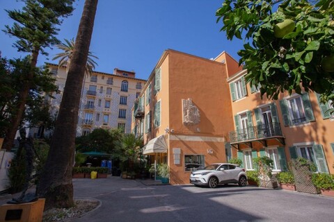 호텔 L'오아시스