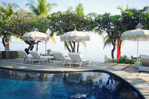 포인시아나 리조트 발리