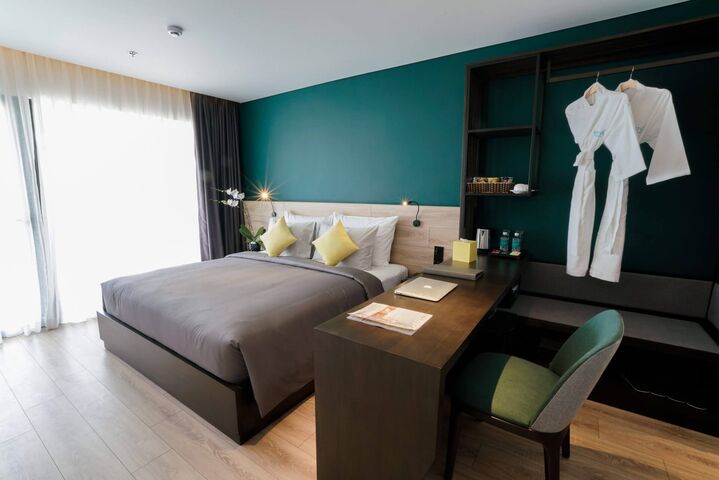 room detail thumbnail 0