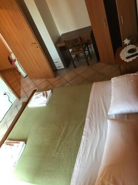 Azienda Agrituristica Le Prunelle