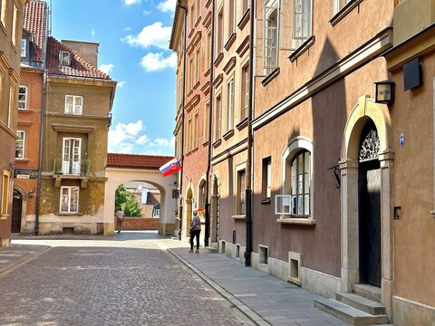 스톤 스텝스 아파트먼츠