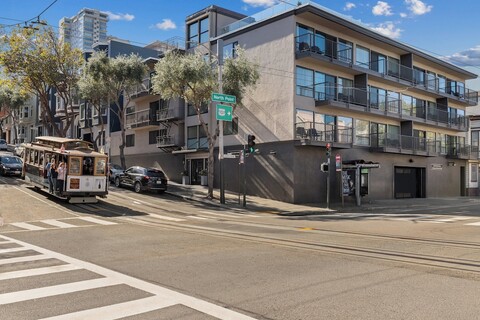 스위트 앳 피셔맨스 워프