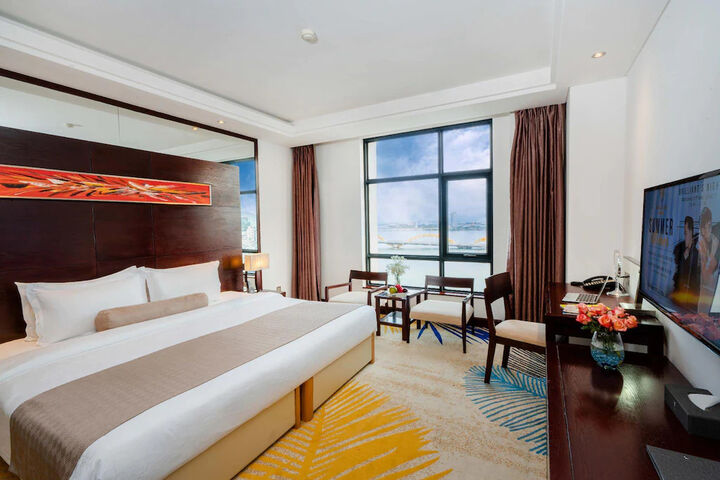 room detail thumbnail 0