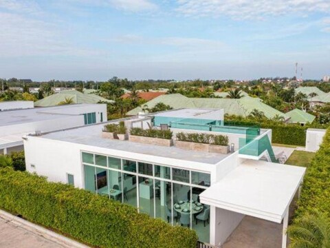 Modern 4 Bedroom Pool Villa (KH-A5)