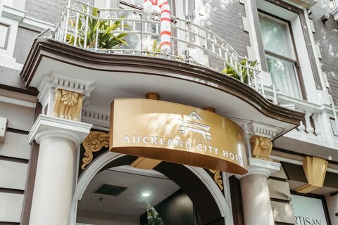 오클랜드 시티 호텔