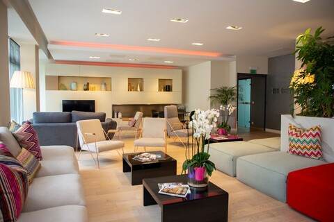 아파르트-오텔 클레망 아데르