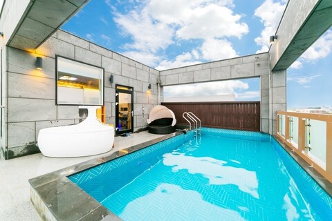 제주 윈드밀108풀빌라