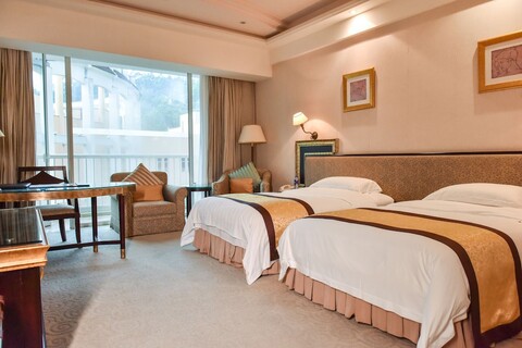 둥관 MCB 레이크 호텔