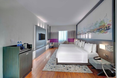 하워드 존슨 플라자 바이 윈덤 두바이 데이라