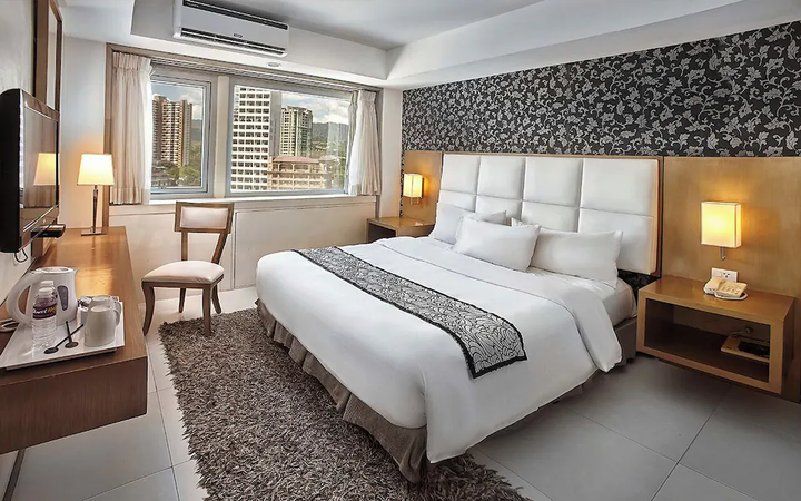 room detail thumbnail 0