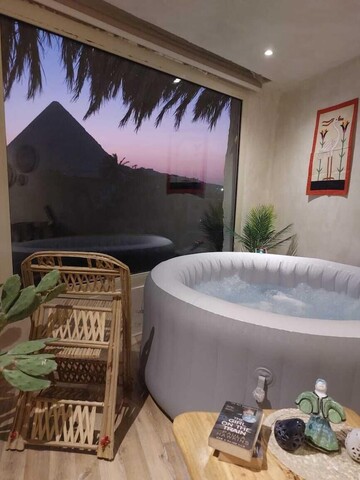 3 피라미즈 뷰 인