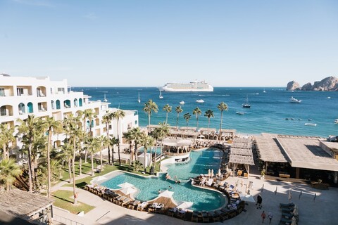 ME 카보 바이 멜리아 – 어덜츠 온리