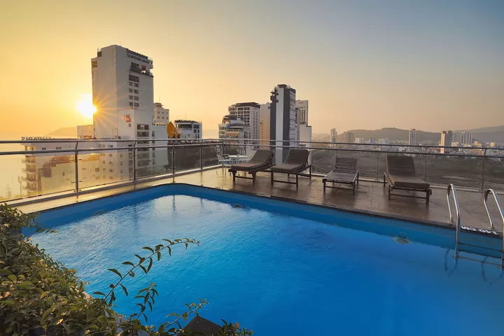 Sol Hotel