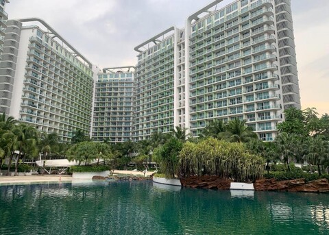 버짓 스위트 파라냐케