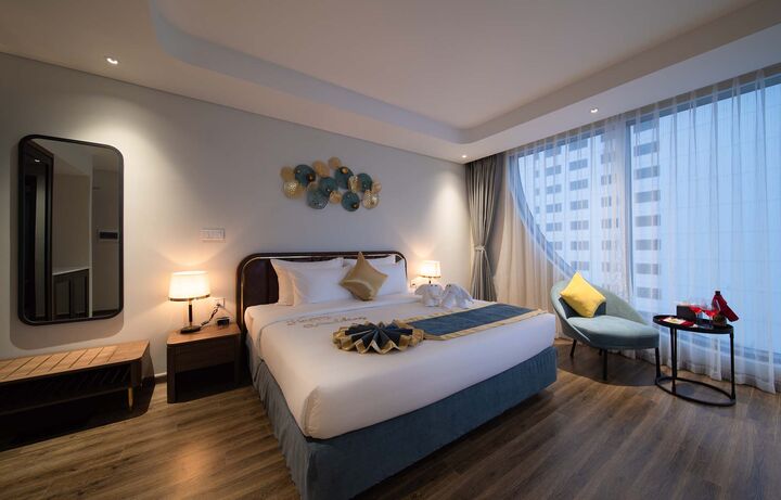 room detail thumbnail 0