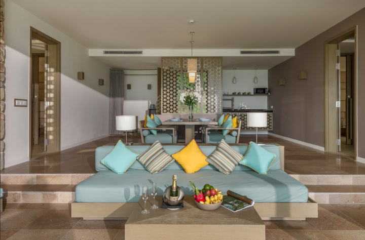 room detail thumbnail 2