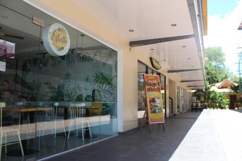 골든 샘 리조트 앤 레스토랑