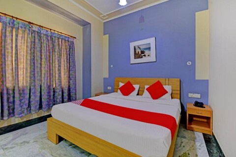Hotel O Star Board