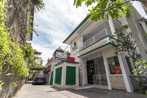 아라 인 베드 앤 브렉퍼스트 바이 이커머스로카