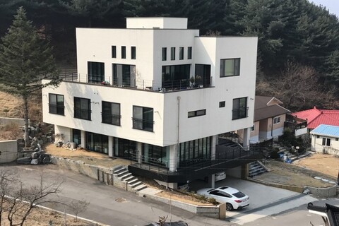 춘천 91스테이펜션