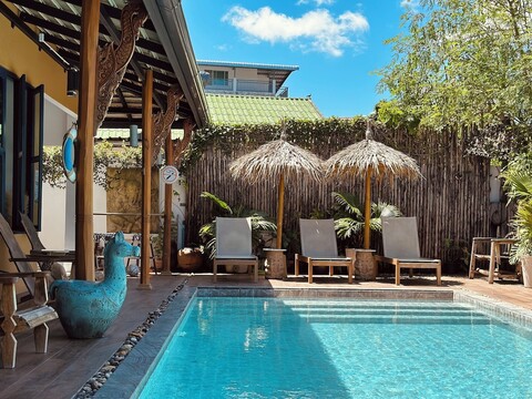 더 루나 호스텔