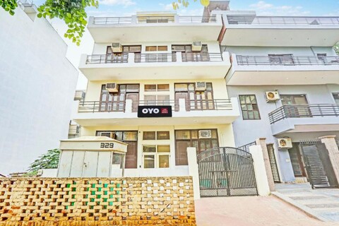 Super Hotel O Shubham Residency