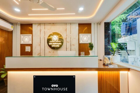 Super Townhouse Sri Nirvana Grand