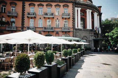 그랜드 호텔 예레반