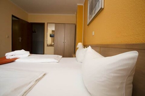 호텔 스프레비츠 암 쿠르퓌르슈텐담