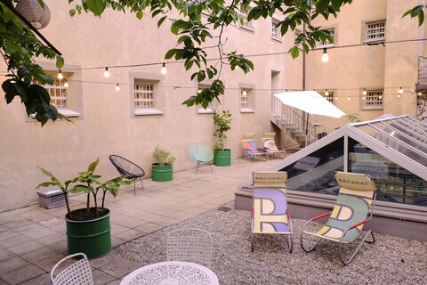 바라바스 - 호스텔