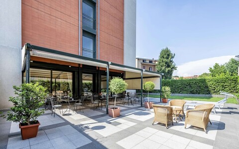 더 리젠시 호텔, 슈어 호텔 컬렉션 바이 베스트 웨스턴