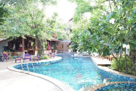 자수정 호텔 치앙마이