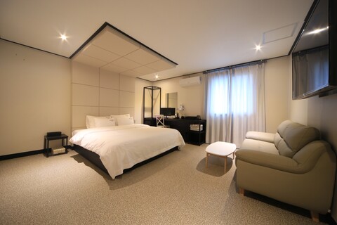 부산 구포 아몬드