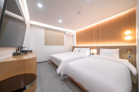 춘천 YAJA 남춘천점