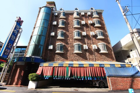 전주 우아동 맨하탄