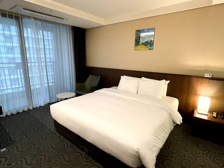 room detail thumbnail 0