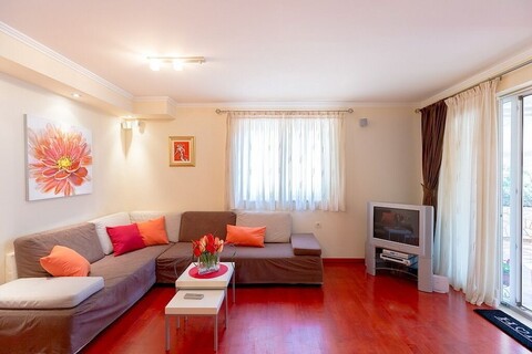 레오나 & 보르나 센트럴 스위트