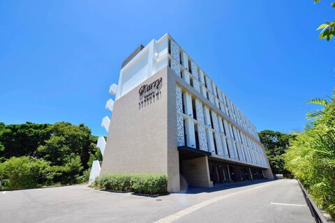 캐리 콘도 추라우미